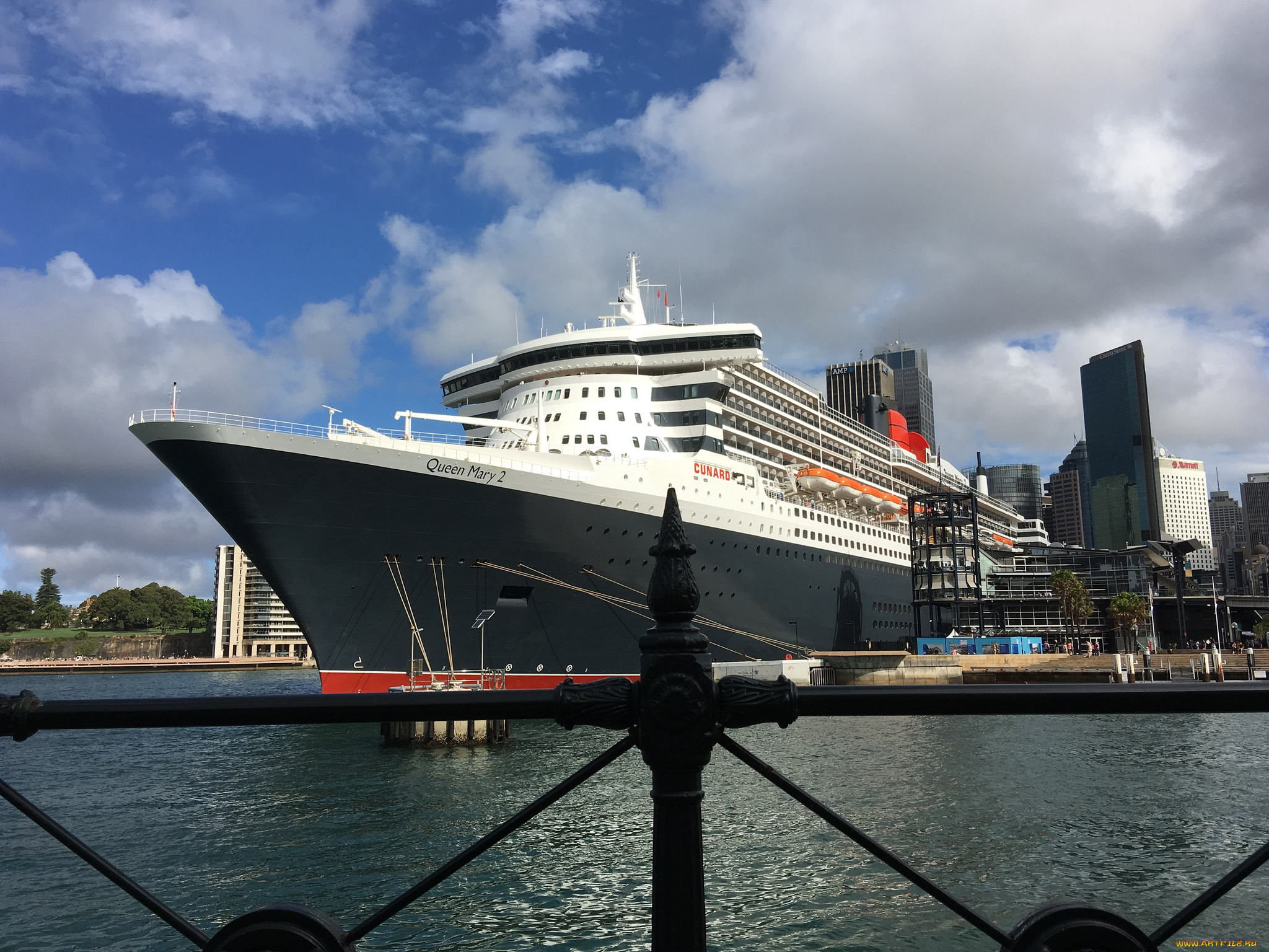 queen mary 2, , , , 